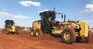 CATERPILLAR CAT 120 Motor Grader CAT 120 Motor Grader