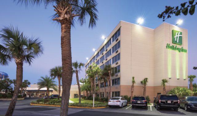 PP_HolidayInn_01