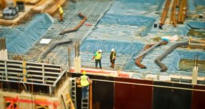 4 Ways to Reduce Construction Material Costs jobsite uses materials