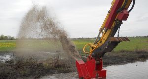 Great Lakes Dredging Sends Sediment Flying